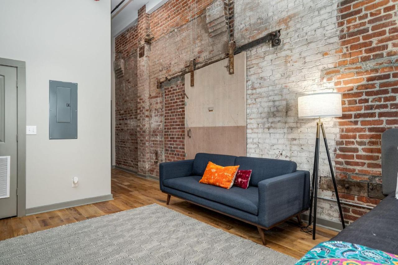 The Davis Lofts At Main Street - Unit 3D Διαμέρισμα Rocky Mount Εξωτερικό φωτογραφία